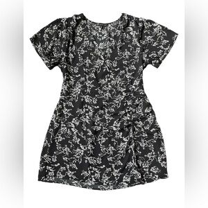 Size Large Dynamite mini dress